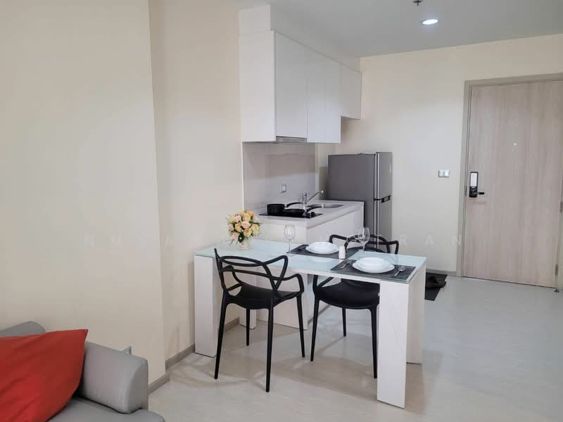 Rhythm Sukhumvit 42, Bangkok, Soi Sukhumvit 42, Sukhumvit Road, Phra Kanong, Khlong Toei, Bangkok, 1 Bedroom, 40 sqm, Condo For Rent, by Nusara Rongtran, 500172333 - DDproperty.com