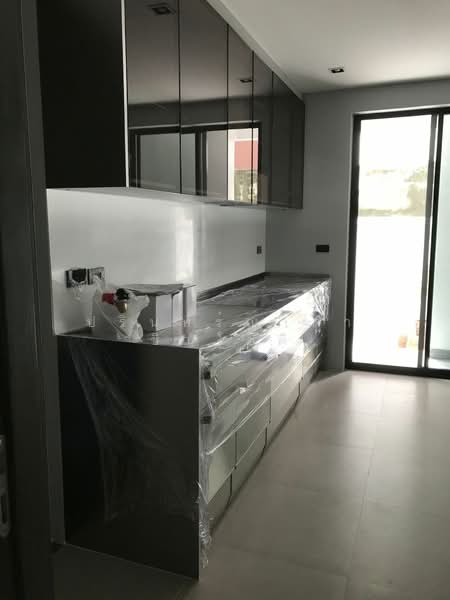 Baan Issara Rama 9, Bangkok, Soi Ramkhamhaeng 24 Yaek 26, Hua Mak, Bang Kapi, Bangkok, 4 Bedrooms, 500 sqm, Single Detached House For Rent, by ปรินทร์ญาดา ชิณโชติ, 500172339 - DDproperty.com