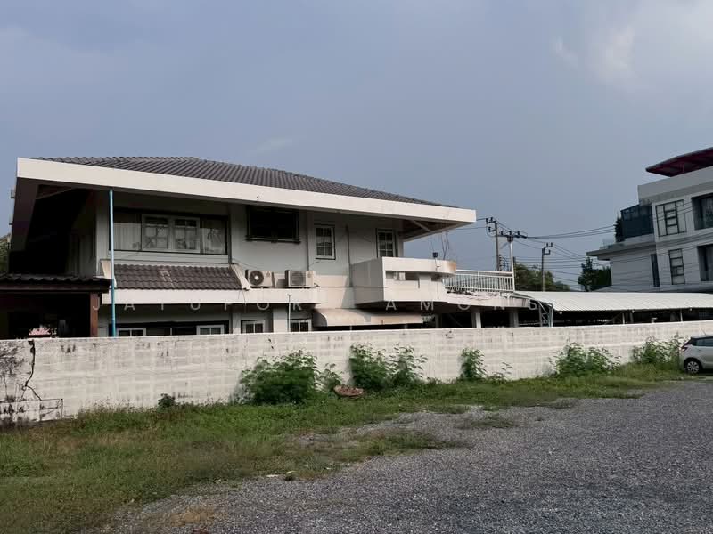 ขายบ้านเดี่ยว 2 ชั้น แปลงมุม 148 ตร.วา ใจกลางงามวงศ์วาน47 แยก1-3, Bangkok, Thung Song Hong, Lak Si, Bangkok, 5 Bedrooms, 300 sqm, Single Detached House For Sale, by Jatuporn Amonsin, 500172341 - DDproperty.com