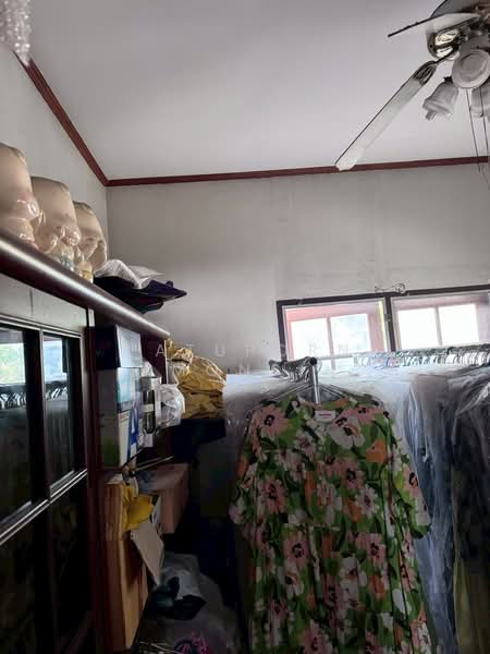 ขายบ้านเดี่ยว 2 ชั้น แปลงมุม 148 ตร.วา ใจกลางงามวงศ์วาน47 แยก1-3, Bangkok, Thung Song Hong, Lak Si, Bangkok, 5 Bedrooms, 300 sqm, Single Detached House For Sale, by Jatuporn Amonsin, 500172341 - DDproperty.com