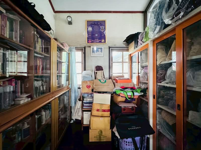 ขายบ้านเดี่ยว 2 ชั้น แปลงมุม 148 ตร.วา ใจกลางงามวงศ์วาน47 แยก1-3, กรุงเทพ, ทุ่งสองห้อง, หลักสี่, กรุงเทพ, 300 ตร.ม., บ้านเดี่ยว ขาย, โดย Jatuporn Amonsin, 500172341 - DDproperty.com