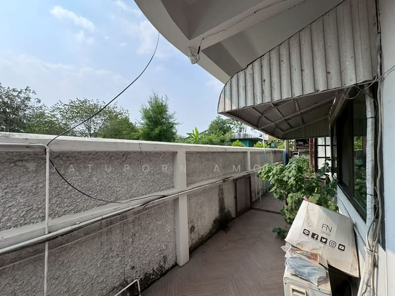 ขายบ้านเดี่ยว 2 ชั้น แปลงมุม 148 ตร.วา ใจกลางงามวงศ์วาน47 แยก1-3, Bangkok, Thung Song Hong, Lak Si, Bangkok, 5 Bedrooms, 300 sqm, Single Detached House For Sale, by Jatuporn Amonsin, 500172341 - DDproperty.com