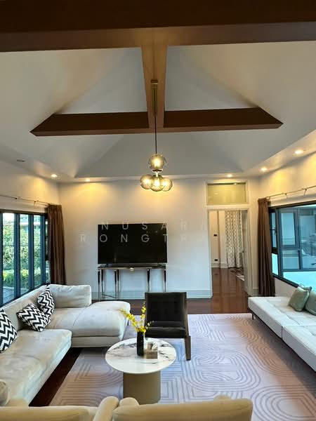 5-BR House, Bangkok, Khlong Tan Nua, Watthana, Bangkok, 5 Bedrooms, 550 sqm, Single Detached House For Rent, by Nusara Rongtran, 500172366 - DDproperty.com