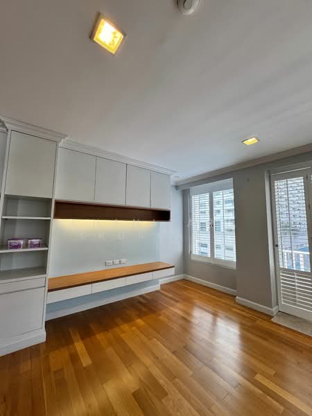 Langsuan Ville, Bangkok, 50 Soi Langsuan, Lumphini, Pathum Wan, Bangkok, 1 Bedroom, 76 sqm, Condo For Rent, by Chanisara Kruakaew, 500172372 - DDproperty.com