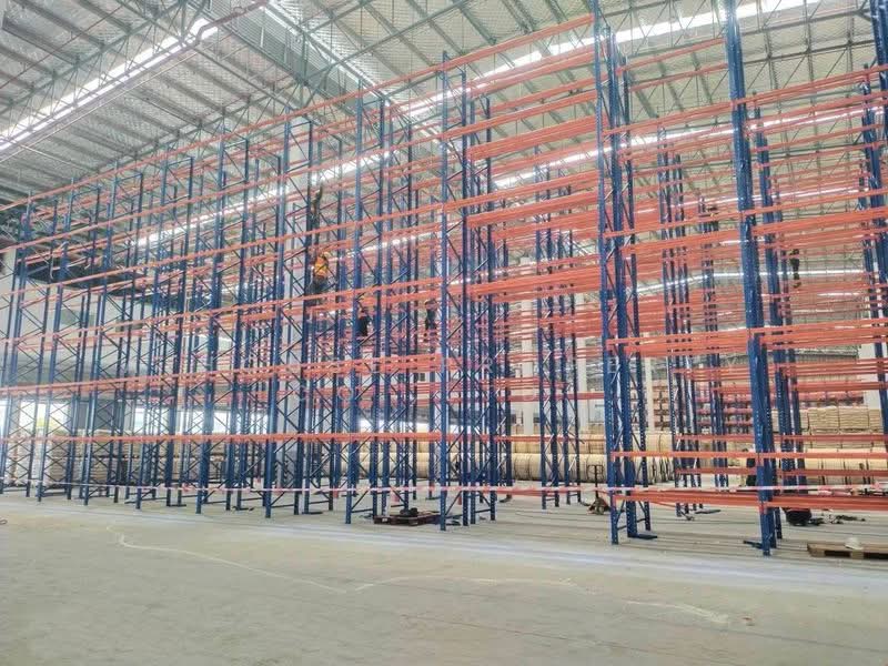 For Sale - Factory for sale in Ban Bueng, prime location, with existing business., Chon Buri (Pattaya)