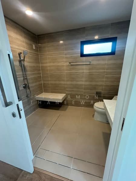 Burasiri Panyaintra, Bangkok, Khlong Song Road, Bang Chun, Khlong Sam Wa, Bangkok, 5 Bedrooms, 373 sqm, Single Detached House For Rent, by Pichamon Thaneewan, 500172382 - DDproperty.com