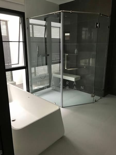 Baan Issara Rama 9, Bangkok, Soi Ramkhamhaeng 24 Yaek 26, Hua Mak, Bang Kapi, Bangkok, 5 Bedrooms, 500 sqm, Single Detached House For Rent, by Nusara Rongtran, 500172383 - DDproperty.com