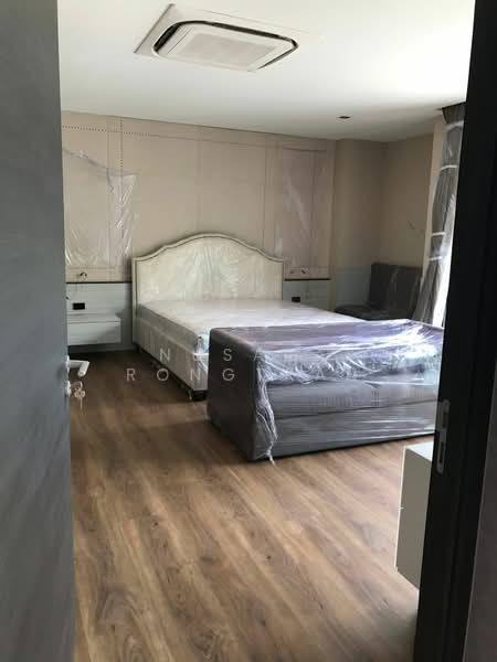 Baan Issara Rama 9, Bangkok, Soi Ramkhamhaeng 24 Yaek 26, Hua Mak, Bang Kapi, Bangkok, 5 Bedrooms, 500 sqm, Single Detached House For Rent, by Nusara Rongtran, 500172383 - DDproperty.com