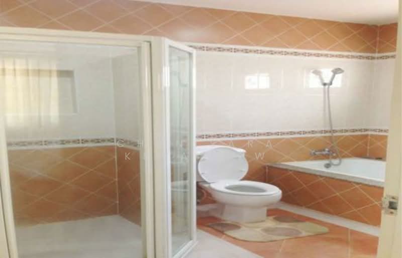 3-BR House, Bangkok, Samsen Nok, Huai Khwang, Bangkok, 3 Bedrooms, 240 sqm, Single Detached House For Rent, by Chanisara Kruakaew, 500172400 - DDproperty.com