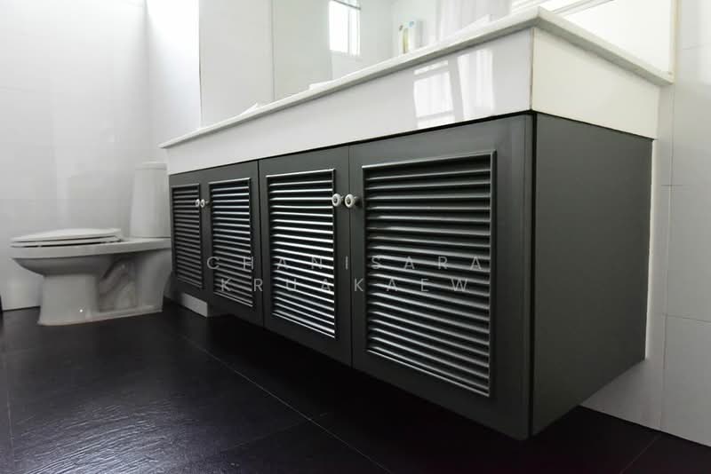 D65 Condominium, Bangkok, 396 Soi Sukhumvit 65 Sukhumvit Road, Phra Kanong Nua, Watthana, Bangkok, 1 Bedroom, 68 sqm, Condo For Rent, by Chanisara Kruakaew, 500172411 - DDproperty.com