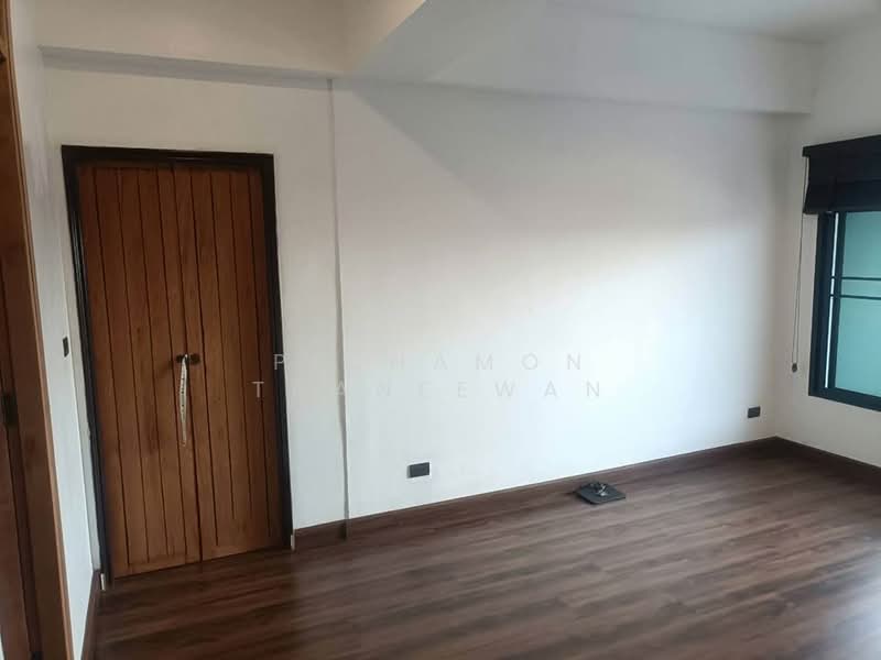 Premier Place, Bangkok, 146 Soi Seri 9, New Rama 9 Road, Suan Luang, Suan Luang, Bangkok, 1 Bedroom, 101 sqm, Condo For Sale, by Pichamon Thaneewan, 500172466 - DDproperty.com