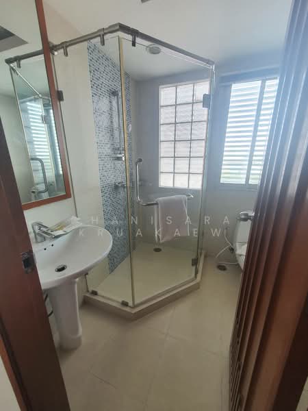 Sathorn Gallery Residences : สาทร แกลลอรี่ เรสซิเด้นซ์, กรุงเทพ, 70 Pan Road, สีลม, บางรัก, กรุงเทพ, 200 ตร.ม., อพาร์ทเมนท์ ให้เช่า, โดย Chanisara Kruakaew, 500172480 - DDproperty.com