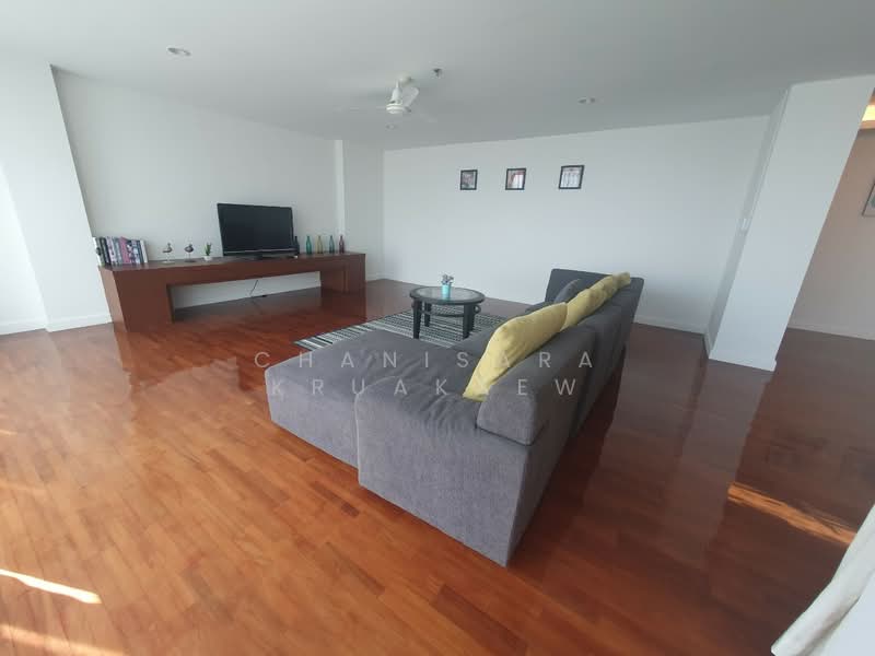 Sathorn Gallery Residences, Bangkok, 70 Pan Road, Silom, Bang Rak, Bangkok, 3 Bedrooms, 200 sqm, Apartment For Rent, by Chanisara Kruakaew, 500172480 - DDproperty.com