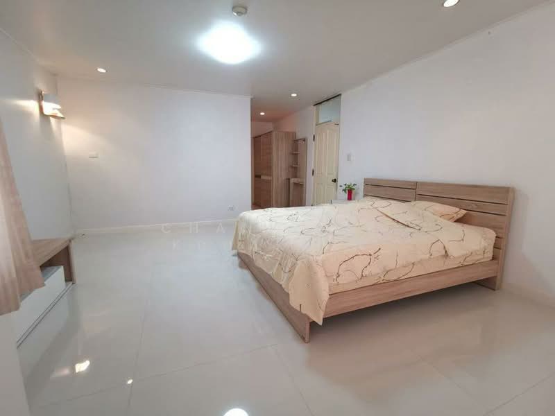 Thana Tower, Bangkok, Charan Sanit Wong, Bang Yi Khan, Bang Phlat, Bangkok, 3 Bedrooms, 171 sqm, Condo For Rent, by Chanisara Kruakaew, 500172499 - DDproperty.com