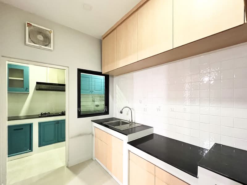 Centro Bangna-Kingkaew, Samut Prakan, Rachathewa, Bang Plee, Samut Prakan, 4 Bedrooms, 225 sqm, Single Detached House For Sale, by อำนาจ โรจน์พิบูลย์พันธ์, 500172556 - DDproperty.com