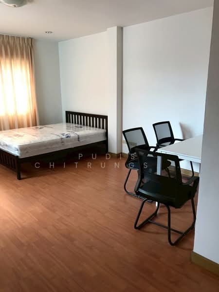 ลาดพร้าว – สุทธิสาร | บ้าน 2 ชั้น พร้อมเข้าอยู่ พื้นที่ใหญ่, กรุงเทพ, สามเสนนอก, ห้วยขวาง, กรุงเทพ, 400 ตร.ม., ตึกแถว-อาคารพาณิชย์ ให้เช่า, โดย Pudis Chitrungsakorn, 500172577 - DDproperty.com