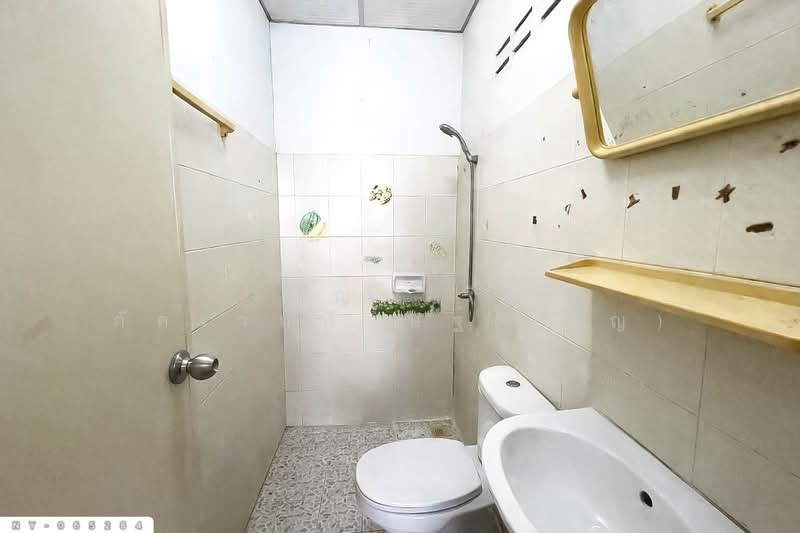 NY-065284 อาคารพาณิชย์ อุดมกิตต์ 2 แหลมฉบัง ชลบุรี ใกล้ตลาดอุดมกิตต์ 2, ชลบุรี, หนองขาม, ศรีราชา, ชลบุรี, 280 ตร.ม., ตึกแถว-อาคารพาณิชย์ ขาย, โดย เบ็ญจวริณ ภัคเวทพิสิษฐ์(เบ็ญ), 500172579 - DDproperty.com