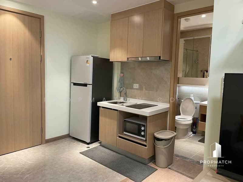 Regal Sathon-Naradhiwas, Bangkok, Naradhiwas Rajanagarindra Road, Thung Maha Mek, Sathon, Bangkok, 1 Bedroom, 33 sqm, Condo For Rent, by PROPMATCH CO., LTD., 500172610 - DDproperty.com