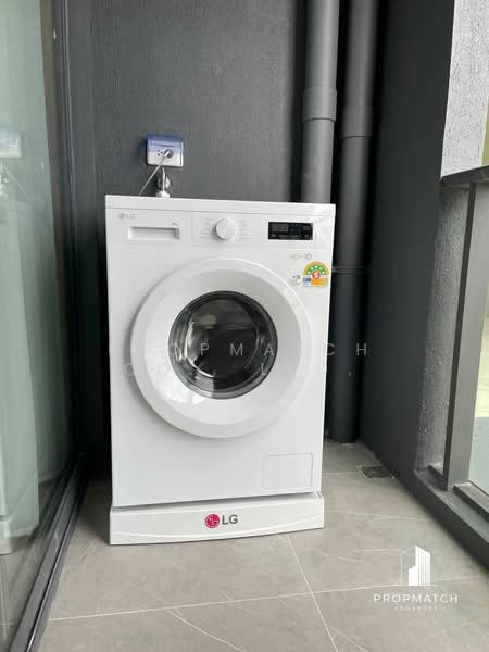 Regal Sathon-Naradhiwas, Bangkok, Naradhiwas Rajanagarindra Road, Thung Maha Mek, Sathon, Bangkok, 1 Bedroom, 33 sqm, Condo For Rent, by PROPMATCH CO., LTD., 500172610 - DDproperty.com