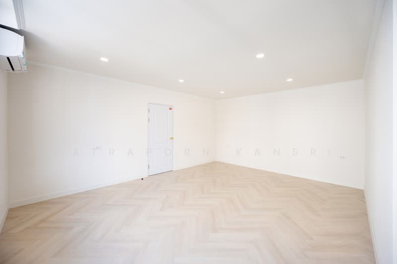 Grand Ville House 2, Bangkok, Soi Sukhumvit 19, Khlongtoei Nua, Watthana, Bangkok, 3 Bedrooms, 276 sqm, Condo For Sale, by Patraporn Kansri, 500172623 - DDproperty.com