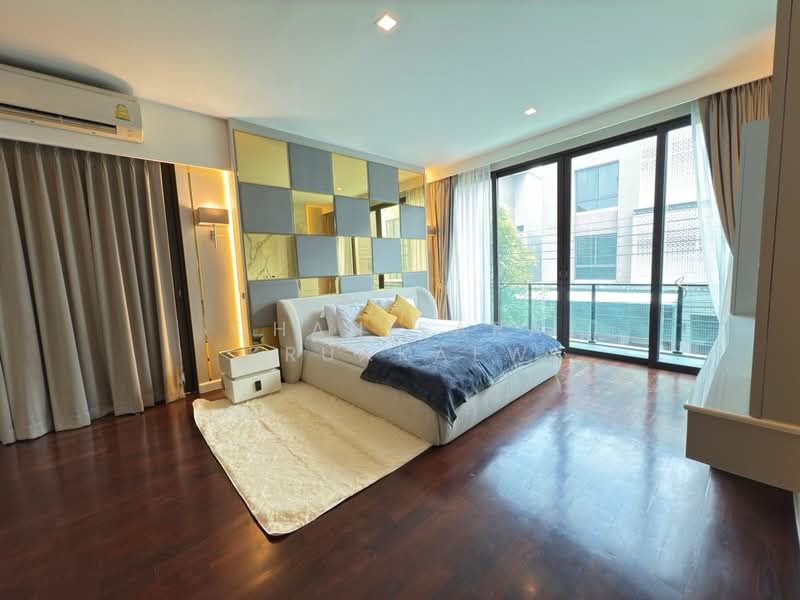 68 SOUL Ratchadapisek 68, Bangkok, Soi Ratchada 68, Ratchadaphisek Road, Bang Sue, Bang Sue, Bangkok, 5 Bedrooms, 450 sqm, Single Detached House For Rent, by Chanisara Kruakaew, 500172631 - DDproperty.com