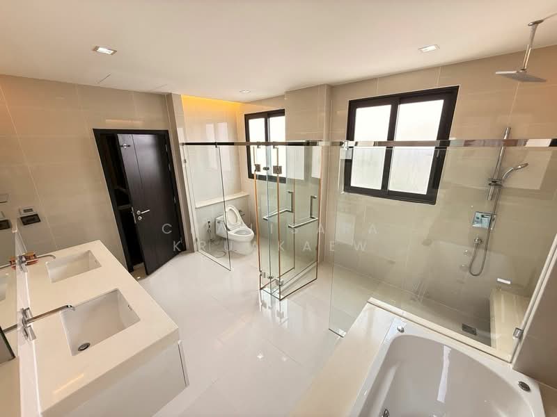 68 SOUL Ratchadapisek 68, Bangkok, Soi Ratchada 68, Ratchadaphisek Road, Bang Sue, Bang Sue, Bangkok, 5 Bedrooms, 450 sqm, Single Detached House For Rent, by Chanisara Kruakaew, 500172631 - DDproperty.com