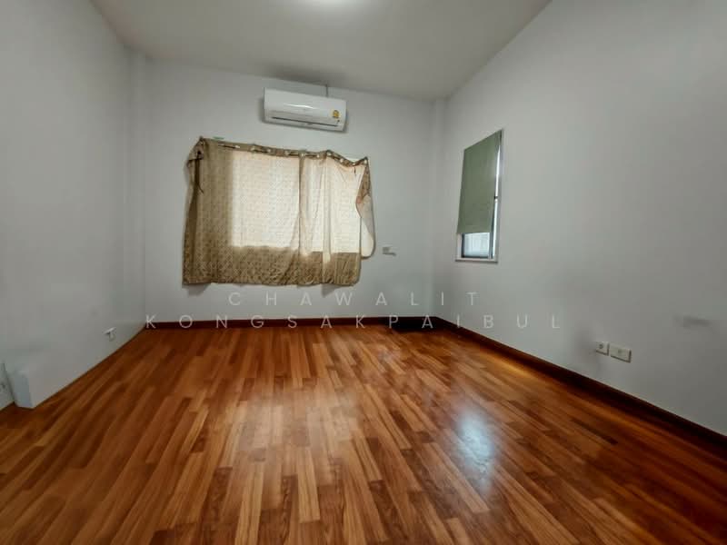 For Sale: 2-story detached house, corner unit, Sutarin Privacy Rangsit Klong 3., Pathum Thani, Lat Sawai, Lam Luk Ka, Pathum Thani, 3 Bedrooms, 225 sqm, Single Detached House For Sale, by CHAWALIT KONGSAKPAIBUL, 500172697 - DDproperty.com