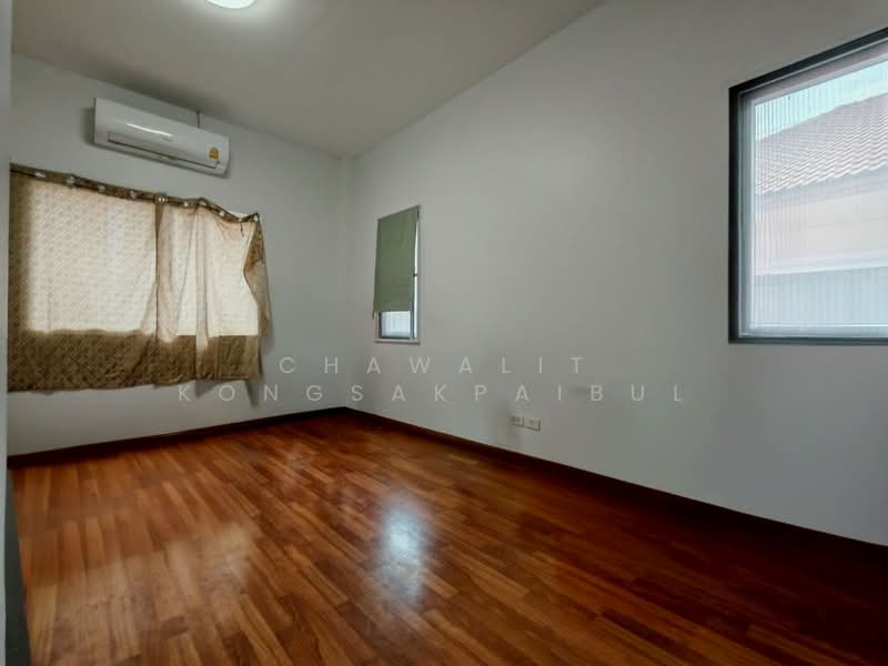 For Sale: 2-story detached house, corner unit, Sutarin Privacy Rangsit Klong 3., Pathum Thani, Lat Sawai, Lam Luk Ka, Pathum Thani, 3 Bedrooms, 225 sqm, Single Detached House For Sale, by CHAWALIT KONGSAKPAIBUL, 500172697 - DDproperty.com