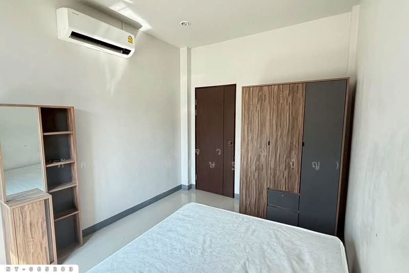 ขาย - NY-065283 ทาวน์เฮ้าส์ เดอะวัน บางคล้า ฉะเชิงเทรา ใกล้สนามกอล์ฟซันไรส์ ลากูน คันทรีคลับ, ฉะเชิงเทรา