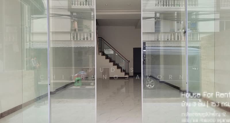 ห้วยขวาง | อาคารพาณิชย์ 3 ชั้น, กรุงเทพ, ห้วยขวาง, ห้วยขวาง, กรุงเทพ, 153 ตร.ม., ตึกแถว-อาคารพาณิชย์ ให้เช่า, โดย Pudis Chitrungsakorn, 500172720 - DDproperty.com