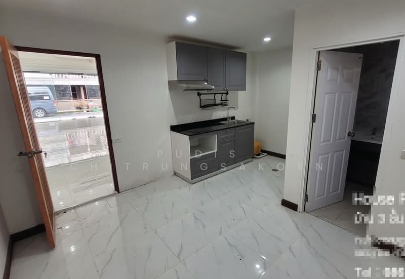 ห้วยขวาง | อาคารพาณิชย์ 3 ชั้น, กรุงเทพ, ห้วยขวาง, ห้วยขวาง, กรุงเทพ, 153 ตร.ม., ตึกแถว-อาคารพาณิชย์ ให้เช่า, โดย Pudis Chitrungsakorn, 500172720 - DDproperty.com