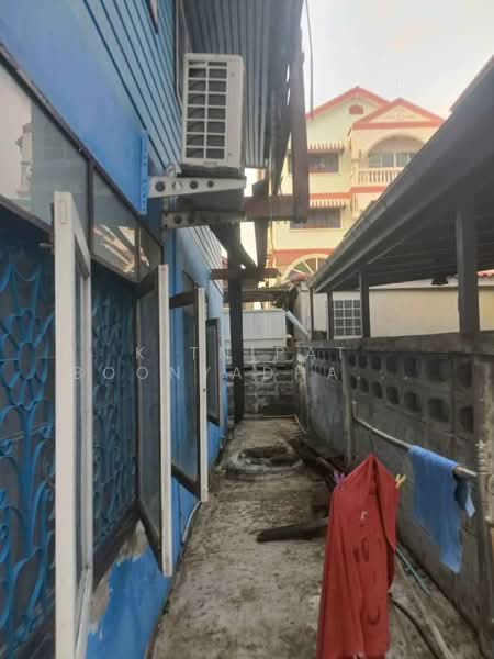 2-BR House, Bangkok, Khlong Chan, Bang Kapi, Bangkok, 2 Bedrooms, 66 sqm, Single Detached House For Sale, by Kitnipat Boonyadhammakul, 500172737 - DDproperty.com