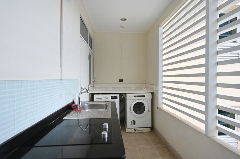 Ideal 24, Bangkok, 85 Sukhumvit 24 Alley, Khong Tan, Khlong Toei, Bangkok, 4 Bedrooms, 327 sqm, Condo For Sale, by Phatcharanan Kittiananchat, 500172761 - DDproperty.com