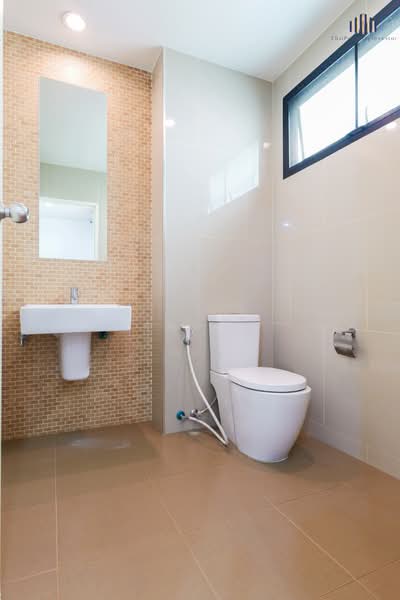 ตึก โฮมออฟฟิศทำเลดี สำหรับเจ้าของธุรกิจ ผู้บริหารยุคใหม่ !!! เวิร์คแอดไลฟ์ นวมินทร์ 36 ฟังก์ชั่นครบ, Bangkok, ถนนนวมินทร์ 36, Khlong Kum, Bueng Kum, Bangkok, , 300 sqm, Office Space For Sale, by คุณเมย์, 500172799 - DDproperty.com