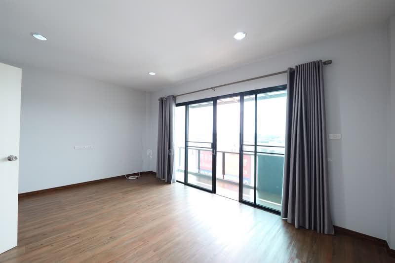 ตึก โฮมออฟฟิศทำเลดี สำหรับเจ้าของธุรกิจ ผู้บริหารยุคใหม่ !!! เวิร์คแอดไลฟ์ นวมินทร์ 36 ฟังก์ชั่นครบ, Bangkok, ถนนนวมินทร์ 36, Khlong Kum, Bueng Kum, Bangkok, , 300 sqm, Office Space For Sale, by คุณเมย์, 500172799 - DDproperty.com