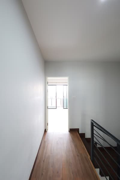 ตึก โฮมออฟฟิศทำเลดี สำหรับเจ้าของธุรกิจ ผู้บริหารยุคใหม่ !!! เวิร์คแอดไลฟ์ นวมินทร์ 36 ฟังก์ชั่นครบ, กรุงเทพ, ถนนนวมินทร์ 36, คลองกุ่ม, บึงกุ่ม, กรุงเทพ, 300 ตร.ม., สำนักงาน ขาย, โดย คุณเมย์, 500172799 - DDproperty.com