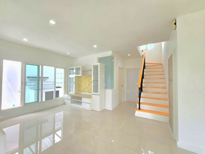 Golden Neo Bangna-Kingkaew, Samut Prakan, Soi Kingkaew 31, Rachathewa, Bang Plee, Samut Prakan, 4 Bedrooms, 130 sqm, Single Detached House For Sale, by The Best Property เหมยหลิง, 500172800 - DDproperty.com