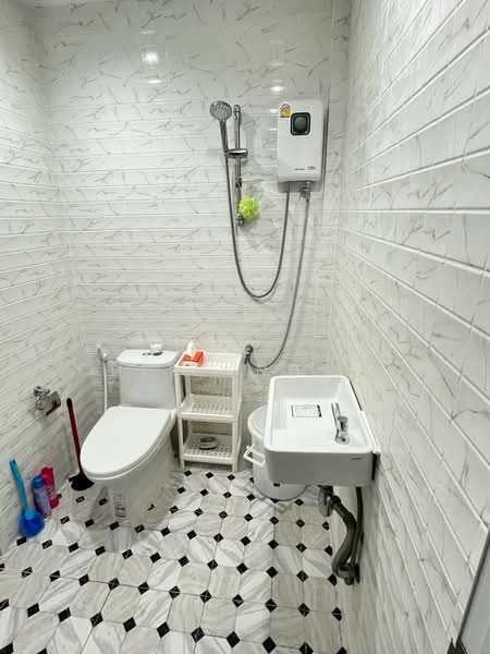 Huai Khwang – Pracharat Bamphen, Bangkok, Huai Khwang, Huai Khwang, Bangkok, , 131 sqm, Shophouse For Rent, by Pudis Chitrungsakorn, 500172801 - DDproperty.com