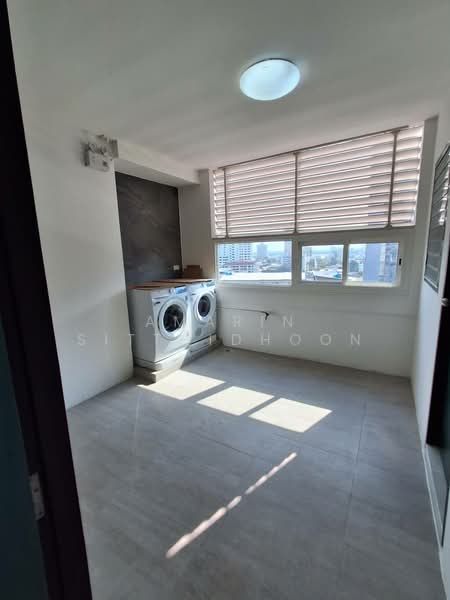 The Lanai Private Residence, Bangkok, 33 Sukhumvit 26, Khong Tan, Khlong Toei, Bangkok, 4 Bedrooms, 350 sqm, Apartment For Rent, by Amarin Sitthidhoon, 500172808 - DDproperty.com