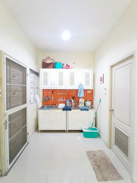 มารวย บ้านโพธิ์, Chachoengsao, Saen Phu Dat, Ban Pho, Chachoengsao, 3 Bedrooms, 150 sqm, Townhouse For Sale, by The Best Property โบ (รหัสตัวแทน 6694) Line ID :, 500172814 - DDproperty.com