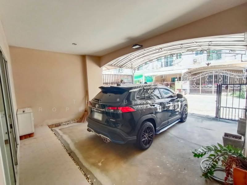 มารวย บ้านโพธิ์, Chachoengsao, Saen Phu Dat, Ban Pho, Chachoengsao, 3 Bedrooms, 150 sqm, Townhouse For Sale, by The Best Property โบ (รหัสตัวแทน 6694) Line ID :, 500172814 - DDproperty.com