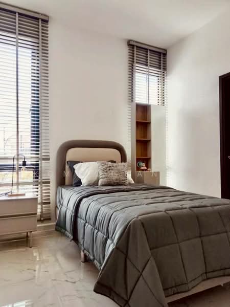 ขายทาวน์โฮม 2 ชั้น สวนหลวงวิลล์ นิรันดร์วิลล์ 3 เนื้อที่ 35.7 ตร.ว. หน้ากว้าง 6.5 ม. จอดรถได้ 4 คัน, กรุงเทพ, ดอกไม้, ประเวศ, กรุงเทพ, 143 ตร.ม., ทาวน์เฮ้าส์ ขาย, โดย Jutanon Komoottanaruk, 500172817 - DDproperty.com