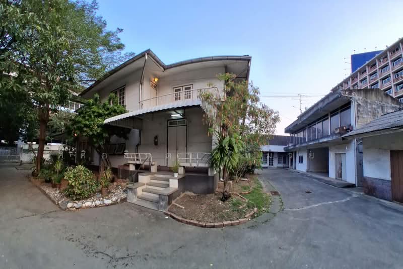 ให้เช่าบ้านพร้อมที่ดิน ซอยเชื้อเพลิง ยานนาวา 464 ตรว. ค่าเช่า 150,000 บาท/เดือน, กรุงเทพ, เชื้อเพลิง, ช่องนนทรี, ยานนาวา, กรุงเทพ, 800 ตร.ม., บ้านเดี่ยว ให้เช่า, โดย Sasialinda (Muay), 500172827 - DDproperty.com