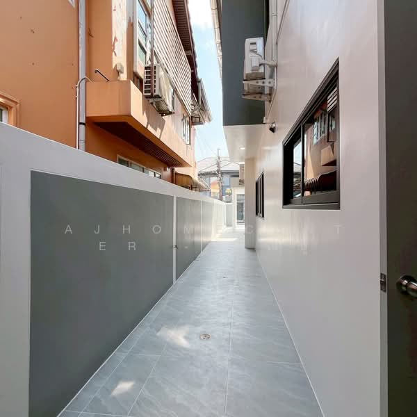 บ้านแฝด30ตรว. ซ.โกสุมรวมใจ36 แยก11, Bangkok, Don Mueang, Don Mueang, Bangkok, 2 Bedrooms, 130 sqm, Semi-Detached House (Twin House) For Sale, by AJHOMECENTER - คุณบู้, 500172830 - DDproperty.com