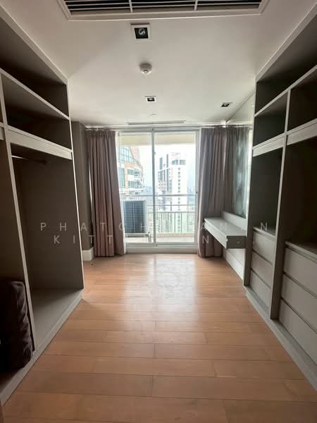 Ideal 24, Bangkok, 85 Sukhumvit 24 Alley, Khong Tan, Khlong Toei, Bangkok, 4 Bedrooms, 327 sqm, Condo For Sale, by Phatcharanan Kittiananchat, 500172841 - DDproperty.com