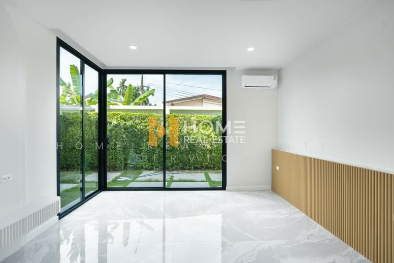 The Master Ekkamai-Ramintra, Bangkok, Soi Ramintra 39, Tha Rang, Bang Khen, Bangkok, 5 Bedrooms, 700 sqm, Single Detached House For Sale, by HOME Real Estate Service, 500172851 - DDproperty.com
