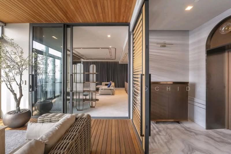 The Monument Thonglor, Bangkok, 998 Thonglor Road, Khlong Tan Nua, Watthana, Bangkok, 3 Bedrooms, 253 sqm, Condo For Sale, by Chatuphon Mochida, 500172859 - DDproperty.com