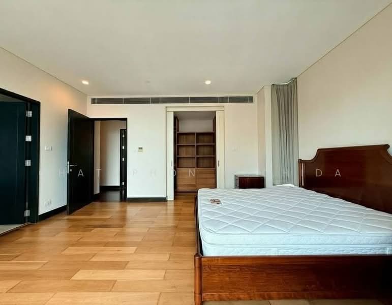 The Park Chidlom, Bangkok, 1 Petchaburi Road, Pathum Wan, Pathum Wan, Bangkok, 3 Bedrooms, 250 sqm, Condo For Rent, by Chatuphon Mochida, 500172880 - DDproperty.com