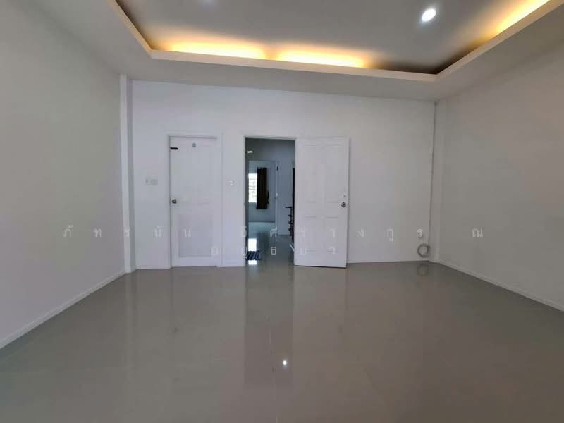 บ้านพาทาโกเนีย 5 ถนนเลียบคลองสอง แขวงบางชัน เขตคลองสามวา กรุงเทพมหานคร, Bangkok, หทัยราษฎร์, Bang Chun, Khlong Sam Wa, Bangkok, 3 Bedrooms, 80 sqm, Townhouse For Sale, by ภัทรนัน อิศรางกูร ณ อยุธยา, 500172887 - DDproperty.com