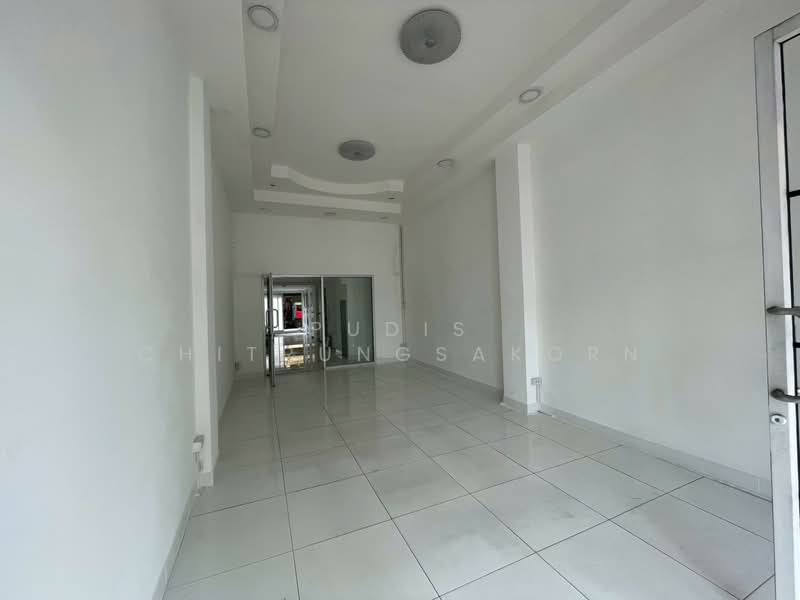 6-Storey Commercial Building for Rent – Prime Ratchada Road, Huai Khwang, Bangkok, Khlong Chan, Bang Kapi, Bangkok, , 432 sqm, Shophouse For Rent, by Pudis Chitrungsakorn, 500172915 - DDproperty.com